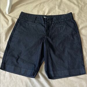 Lee Women's Blue Shorts Cotton/Poly blend Good Used Condition